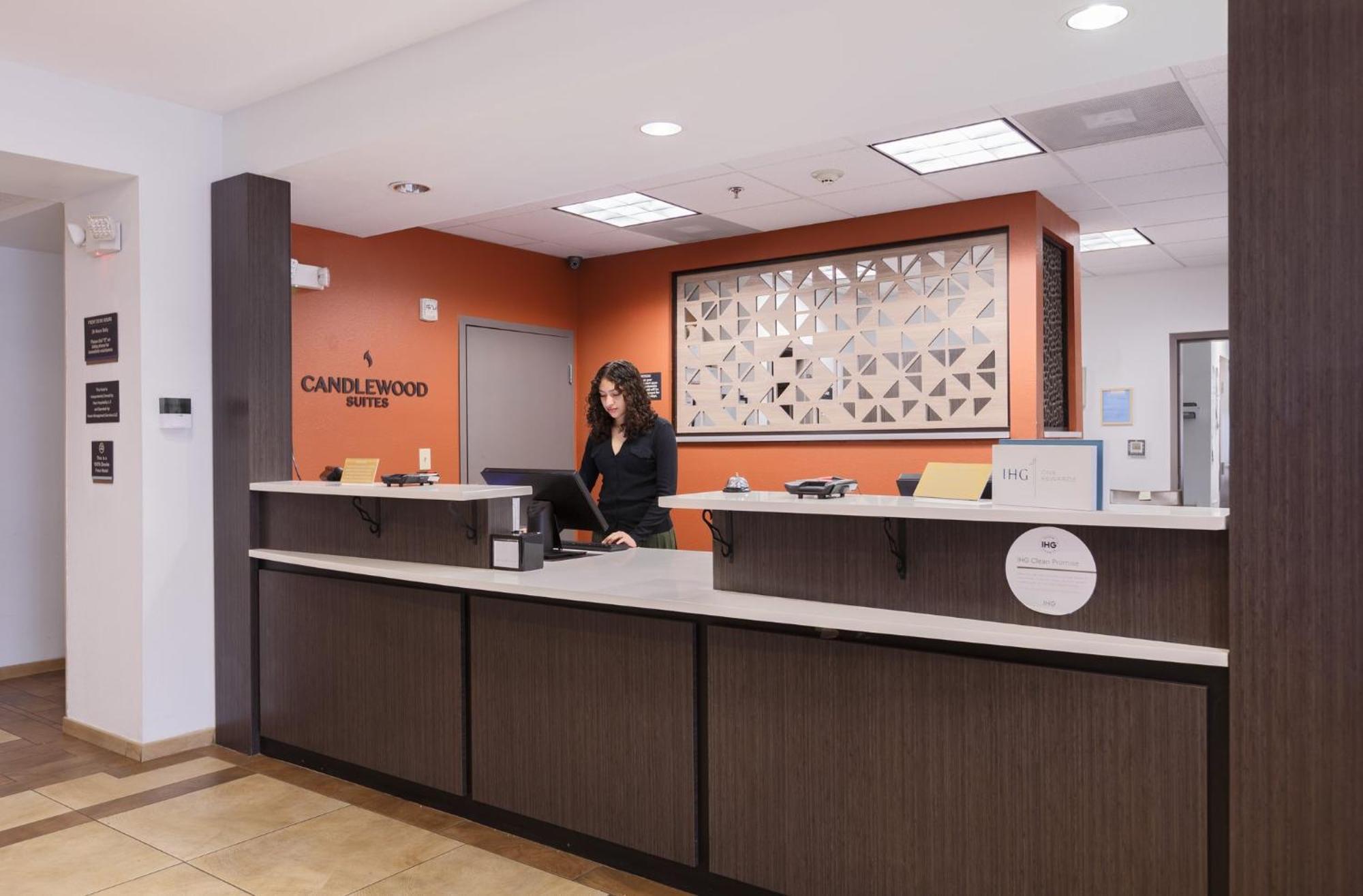 Candlewood Suites San Marcos By Ihg Esterno foto