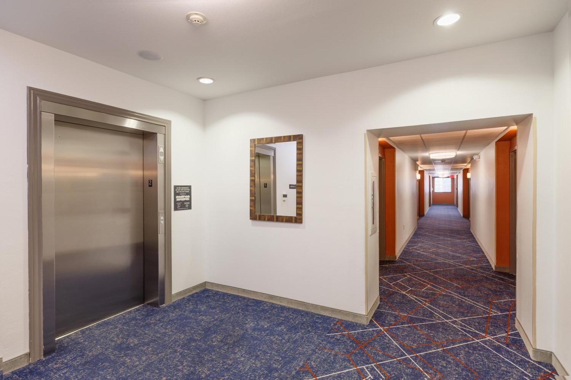 Candlewood Suites San Marcos By Ihg Esterno foto