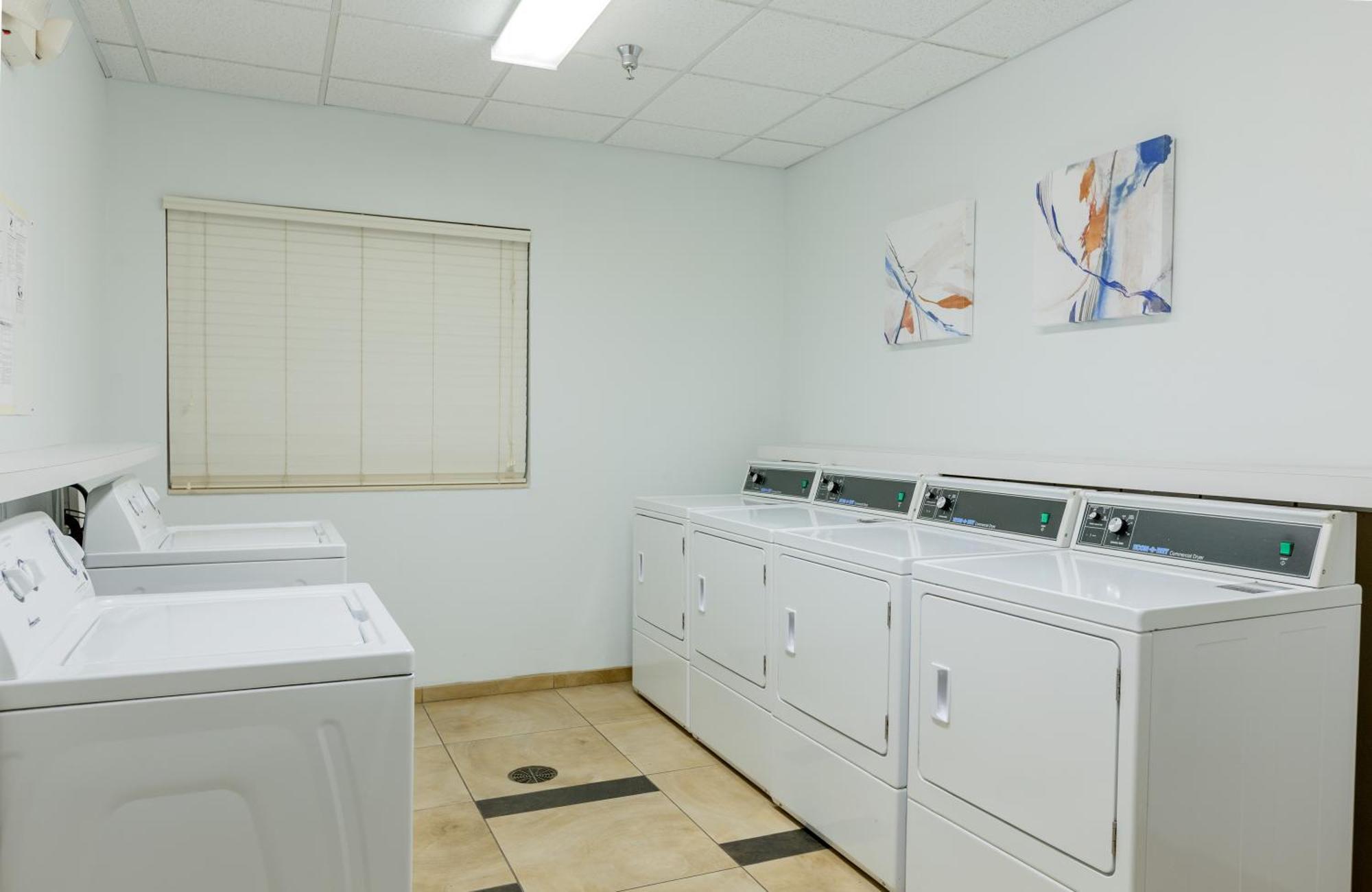 Candlewood Suites San Marcos By Ihg Esterno foto