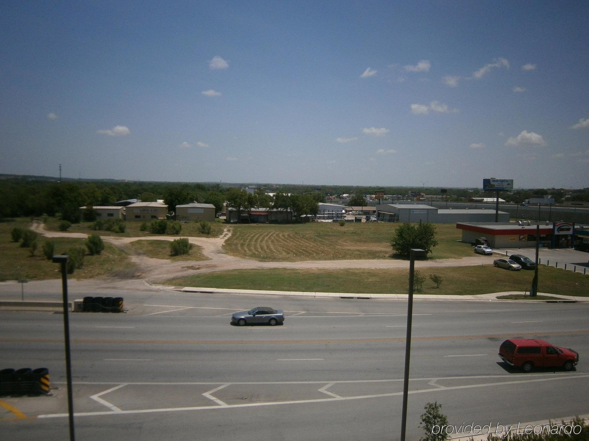 Candlewood Suites San Marcos By Ihg Esterno foto